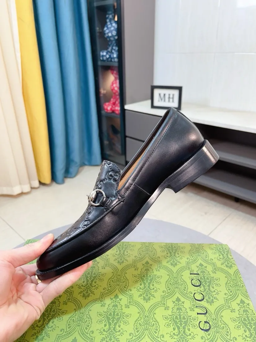 Men's Men's Shoes 💰520🌹🌹【GUCCI】The most popular classic Gucci leather shoes. Synchronized with the official website, the upper is made of Italian first-layer cowhide ➕cowhide lining, with unique brand and unique craftsmanship. Highlighting the hot style of the new year. Stop hesitating, stop wandering, get it now. Number: 38--44